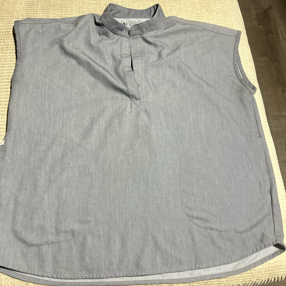 Women’s Figs short Sleeveless Shirt - Graphite Gray